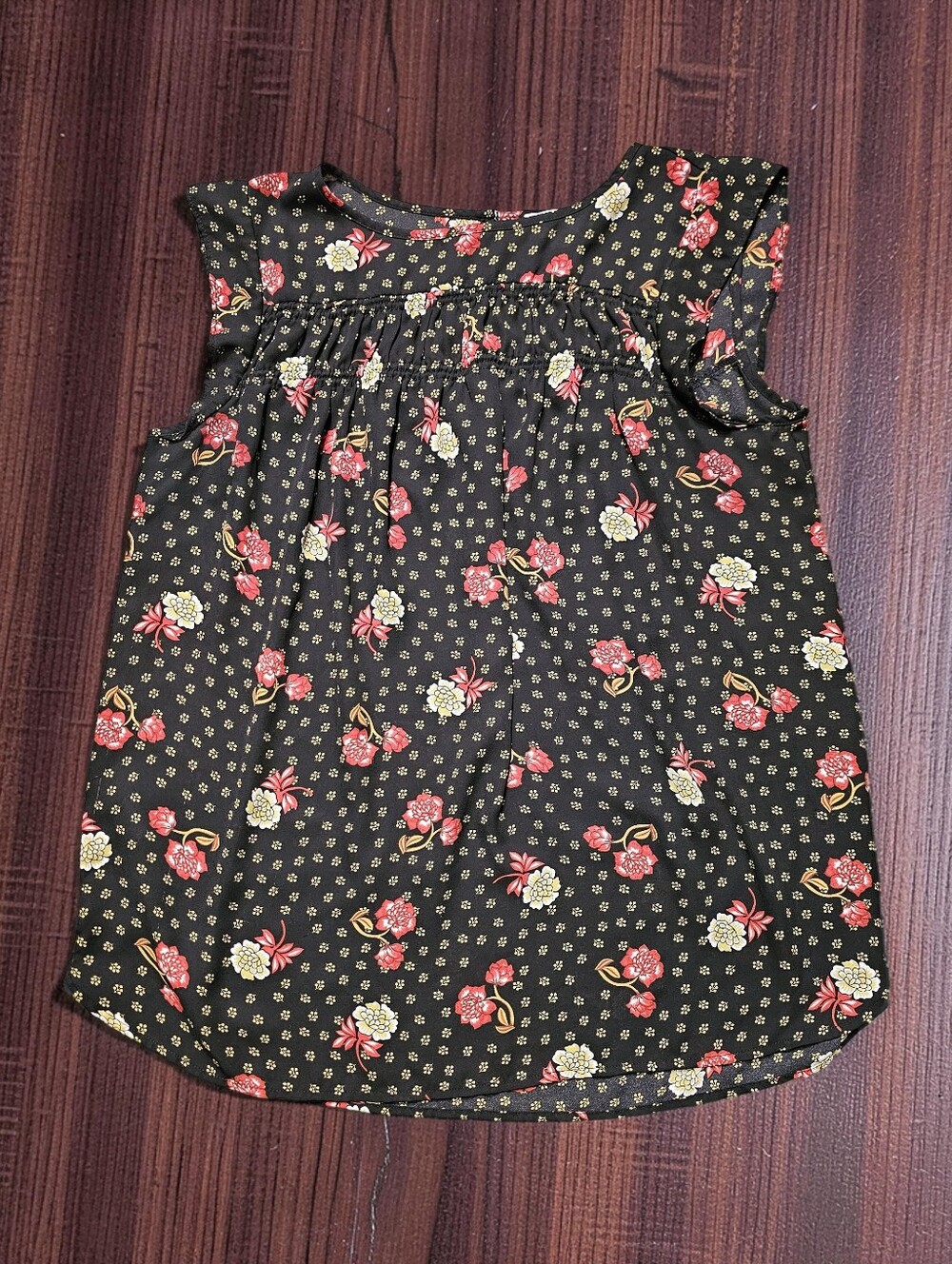 LOFT Black Floral Sleeveless Camisole with Red and Green Blooms.Size LG.
